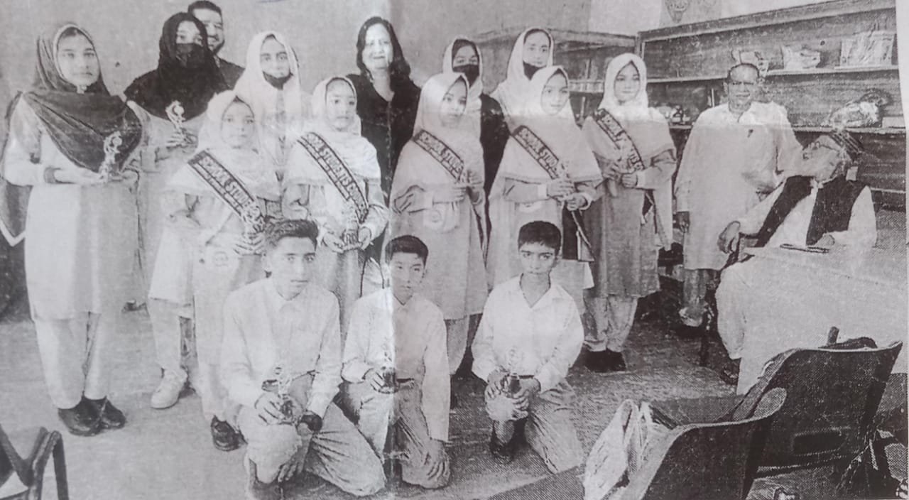 پنڈدادن خان(عمران حیدرببلی طلبہ و طالبات تعلیم کے ساتھ غیر نصابی ادبی مقابلہ جات بھی ضروری ہیں