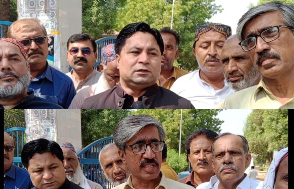 نوشہروفیروز(محمد جمیل راجپوت کشمیریوں سے اظہار یکجھتی کے طور پر یوم سیاہ منایا گیا ضلع بھر کے چھوٹے بڑے شھروں میں ریلیاں نکالی گئیں ملک بھر کی طرح نوشھرو فیروز میں بھی کشمیریوں کے ساتھ ہوم یک جہتی کے حوالے سے ریلی نکالی گئی