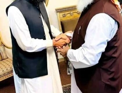 قلعہ عبداللہ( عبدالہادی گلستان سے عبدالصمد اچکزئ رپورٹ کے مطابق جمعیت علماء اسلام کے مرکزی رہنما قومی مشر سنیٹر شکور خان اچکزئ کو اپنے بڑے بیٹے مسعود خان اچکزئ کے ساتھ اغوا کر لیا گیا